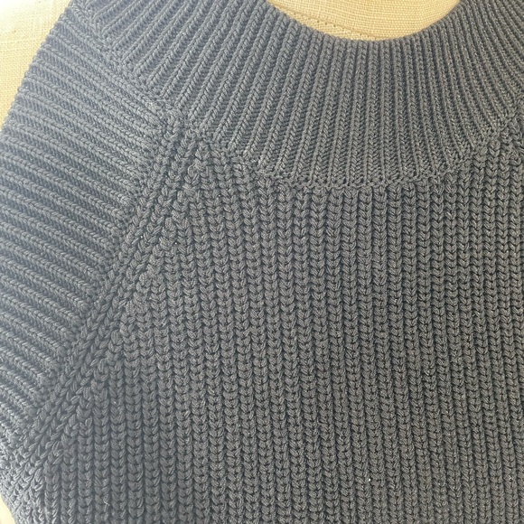 Wilfred Halter Tank - Picture 3 of 9